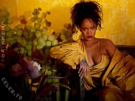 Rihanna leaked private photo uncensored HD quality