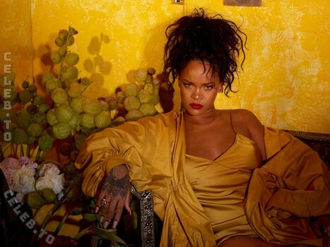 Rihanna leaked private photo uncensored HD quality