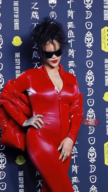 Rihanna leaked private photo uncensored HD quality