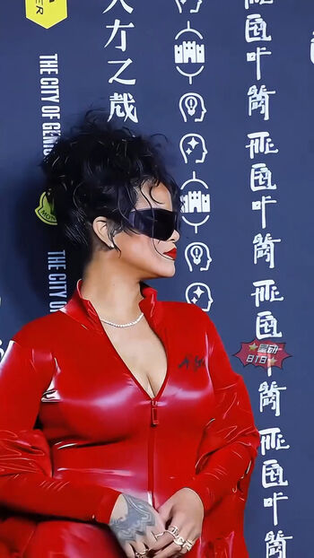 Rihanna leaked private photo uncensored HD quality