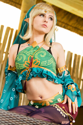 Rolyatistaylor leaked private photo uncensored HD quality