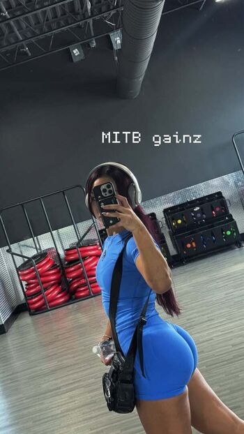 Roxanne perez page leaked private photo uncensored HD quality