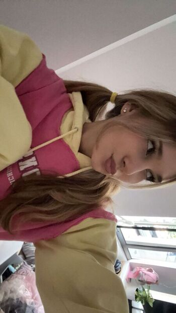Sara dobrik page leaked private photo uncensored HD quality