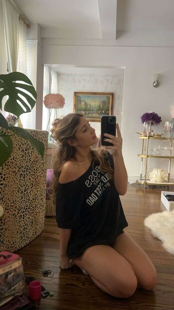 Sara dobrik page leaked private photo uncensored HD quality