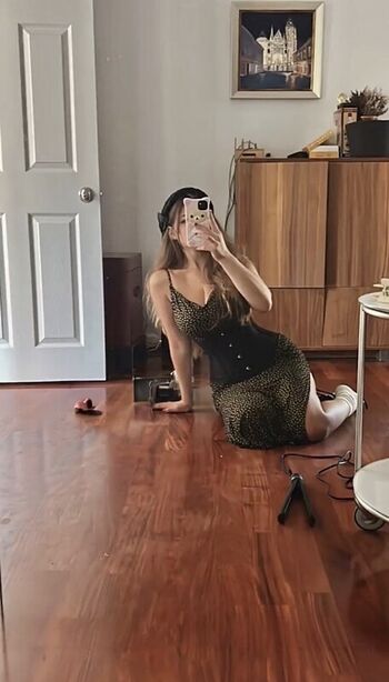 Sara dobrik page leaked private photo uncensored HD quality