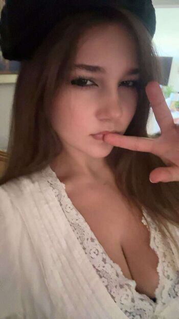 Sara dobrik page leaked private photo uncensored HD quality