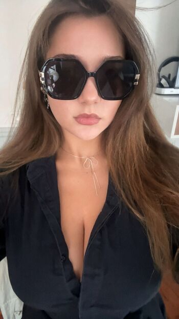 Sara dobrik page leaked private photo uncensored HD quality