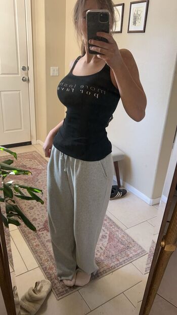 Sara dobrik page leaked private photo uncensored HD quality