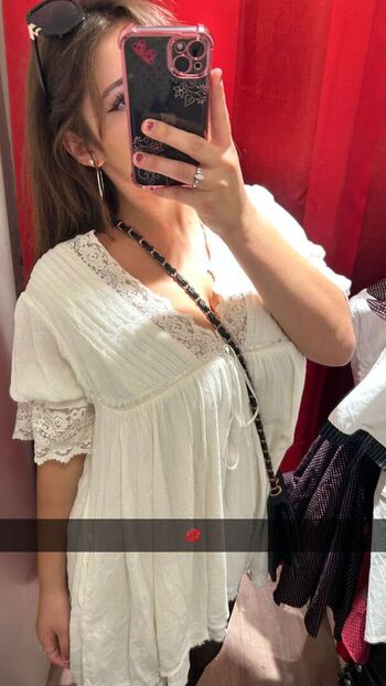 Sara dobrik page leaked private photo uncensored HD quality