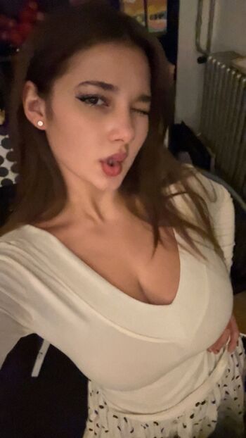 Sara dobrik leaked private photo uncensored HD quality