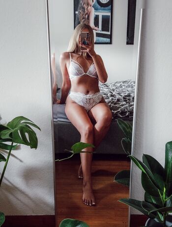 Sarah milkowski leaked private photo uncensored HD quality