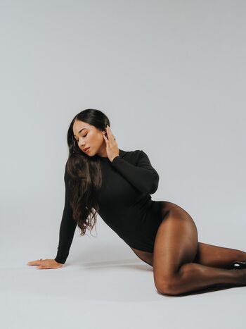 Sarah schwarz leaked private photo uncensored HD quality