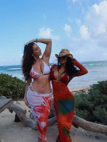 Sarahemilyhope leaked private photo uncensored HD quality