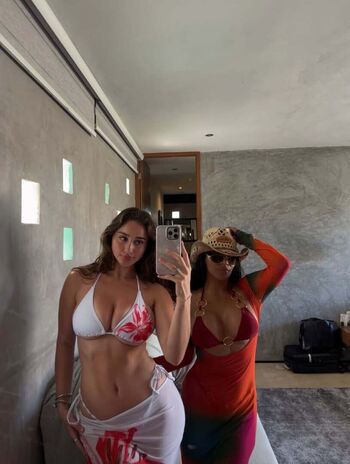 Sarahemilyhope leaked private photo uncensored HD quality