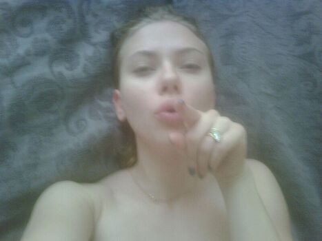 Scarlett johansson  page leaked private photo uncensored HD quality