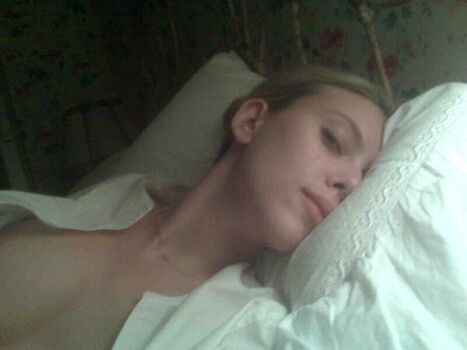 Scarlett johansson  page leaked private photo uncensored HD quality