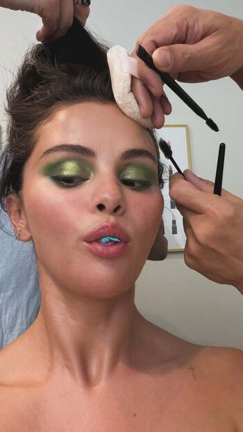 Selena gomez  page leaked private photo uncensored HD quality