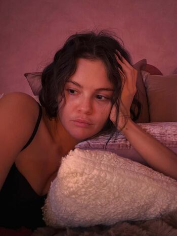 Selena gomez  page leaked private photo uncensored HD quality