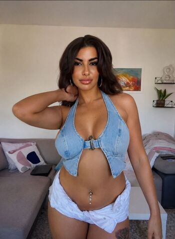 Sherin mrsy frndz leaked private photo uncensored HD quality