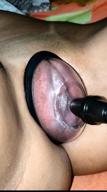 Show your girlfriend page leaked private photo uncensored HD quality