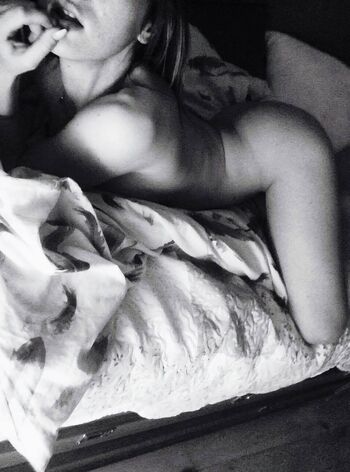 Show your girlfriend page leaked private photo uncensored HD quality