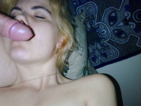 Show your girlfriend leaked private photo uncensored HD quality