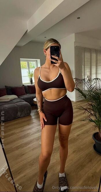 Sofielovely page leaked private photo uncensored HD quality
