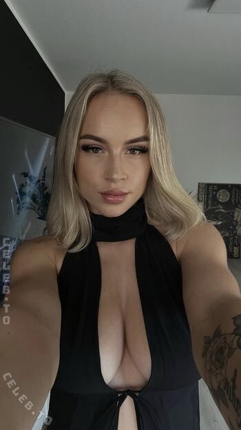 Sophie a s page leaked private photo uncensored HD quality