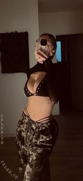 Sophie a s leaked private photo uncensored HD quality
