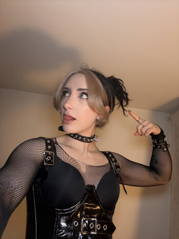 Sophie burrell page leaked private photo uncensored HD quality