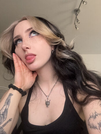 Sophie burrell page leaked private photo uncensored HD quality