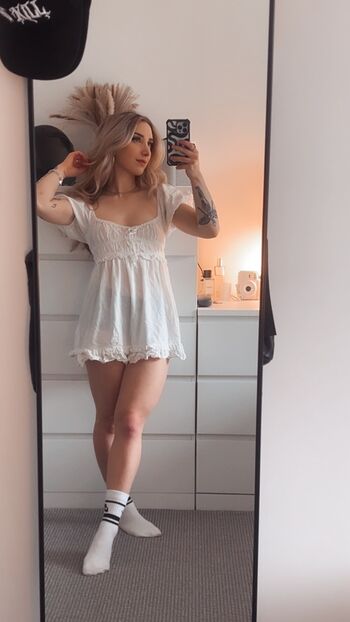 Sophie burrell page leaked private photo uncensored HD quality