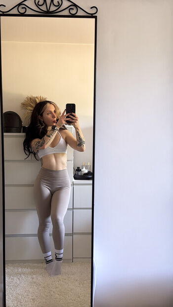 Sophie burrell page leaked private photo uncensored HD quality