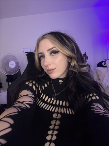 Sophie burrell page leaked private photo uncensored HD quality