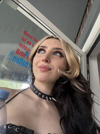 Sophie burrell page leaked private photo uncensored HD quality