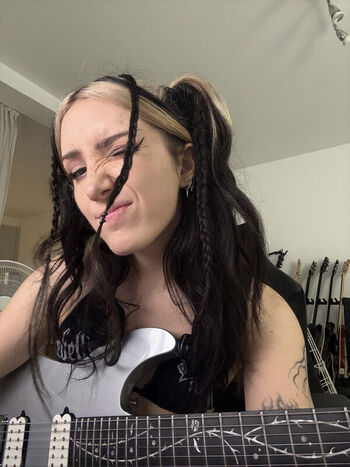 Sophie burrell page leaked private photo uncensored HD quality