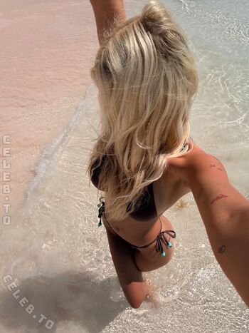 Sophiecharlotth leaked private photo uncensored HD quality