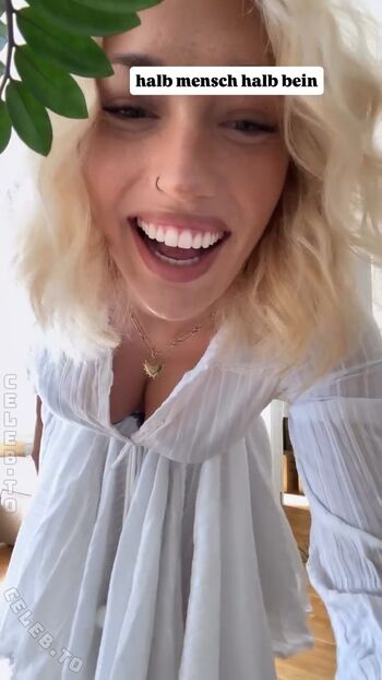 Starletnova leaked private photo uncensored HD quality