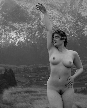 Stefania ferrario  page leaked private photo uncensored HD quality