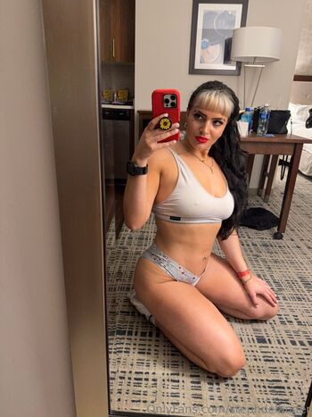 Steph de lander page leaked private photo uncensored HD quality