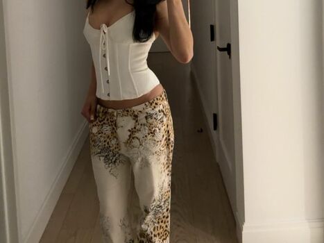 Suni lee page leaked private photo uncensored HD quality