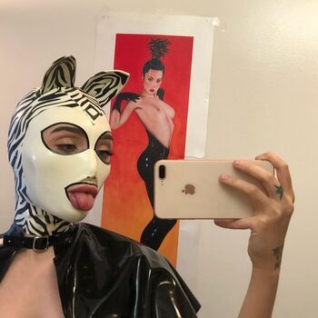 Supposedlyjulia page leaked private photo uncensored HD quality