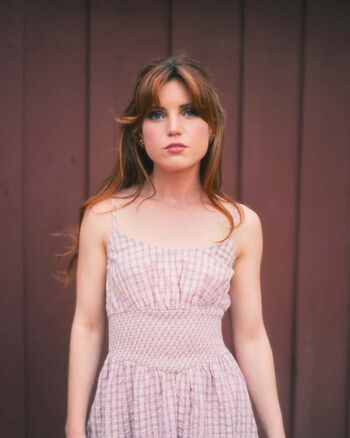 Sydney sierota leaked private photo uncensored HD quality