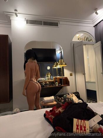 Tantot twins leaked private photo uncensored HD quality