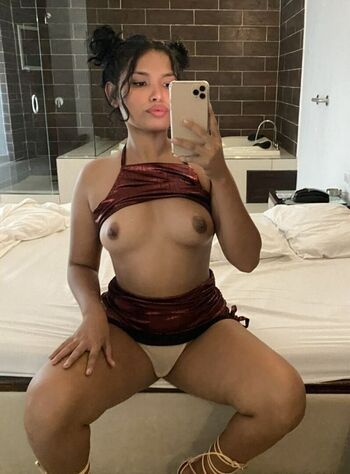 Taty valle page leaked private photo uncensored HD quality