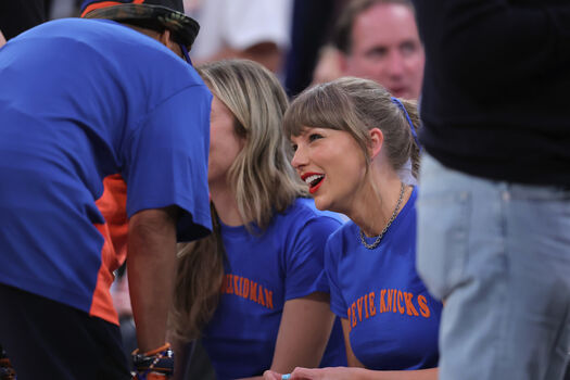Taylor swift  page leaked private photo uncensored HD quality