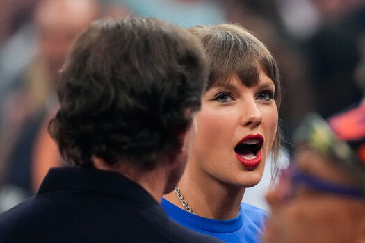 Taylor swift  page leaked private photo uncensored HD quality