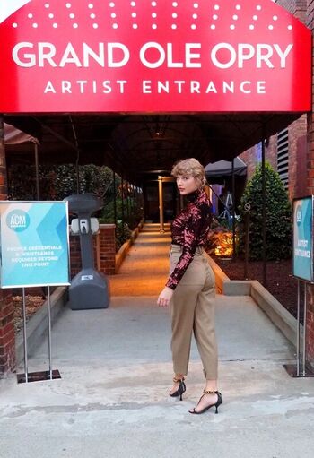 Taylor swift  page leaked private photo uncensored HD quality