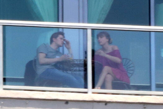 Taylor swift  page leaked private photo uncensored HD quality