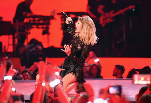 Taylor swift  page leaked private photo uncensored HD quality
